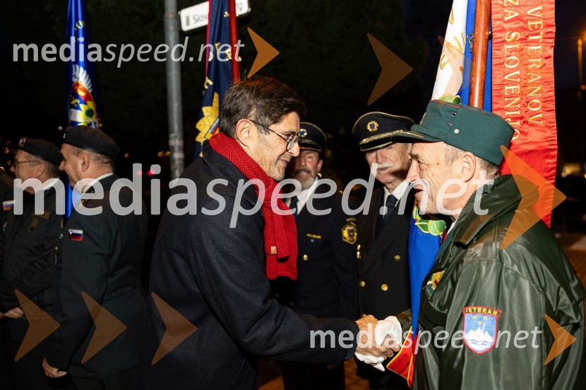  Matjaž Rakovec, župan Mestne občine KranjPoklon ob dnevu samostojnosti in enotnosti v Mestni občini Kranj