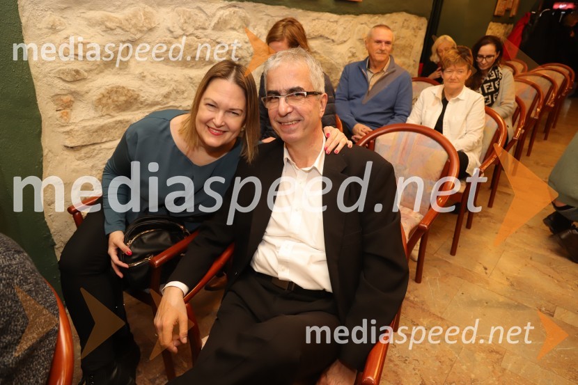  ... ;  Uroš Prikl, ekonomist in poslanec Je Evropska Unija pred razpadom?, okrogla miza