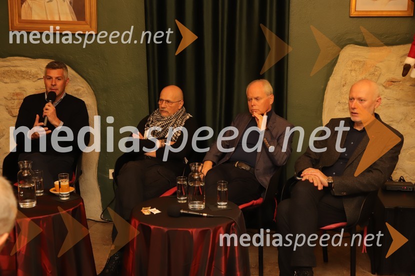  Matjaž Nemec, podpredsednik državnega zbora in politik Socialnih demokratov ;  Bartolo Lampret;  Milan Predan, veleposlanik Republike Slovenije v Republiki Severni Makedoniji; dr. Milan Brglez, nekdanji predsednik Državnega zbora Republike Slovenije, kandidat na predsedniških volitvah 2022Je Evropska Unija pred razpadom?, okrogla miza