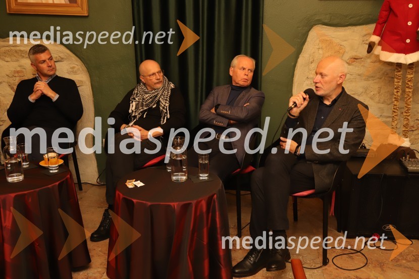  Matjaž Nemec, podpredsednik državnega zbora in politik Socialnih demokratov ;  Bartolo Lampret;  Milan Predan, veleposlanik Republike Slovenije v Republiki Severni Makedoniji; dr. Milan Brglez, nekdanji predsednik Državnega zbora Republike Slovenije, kandidat na predsedniških volitvah 2022Je Evropska Unija pred razpadom?, okrogla miza