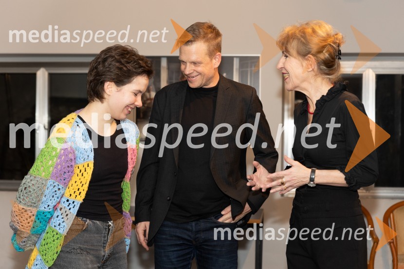  ... ;  Luka Nabergoj, pomočnik ravnateljice SNG Drama Ljubljana;  Vesna Jurca Tadel, ravnateljice SNG Drama LjubljanaTango premierno v Mali Drami