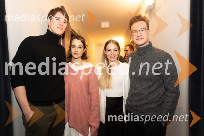  Urban Kuntarič, igralec;  Gaja Filač, igralka;  Lara Fortuna, igralka;  Žan Brelih Hatunić, igralecTango premierno v Mali Drami