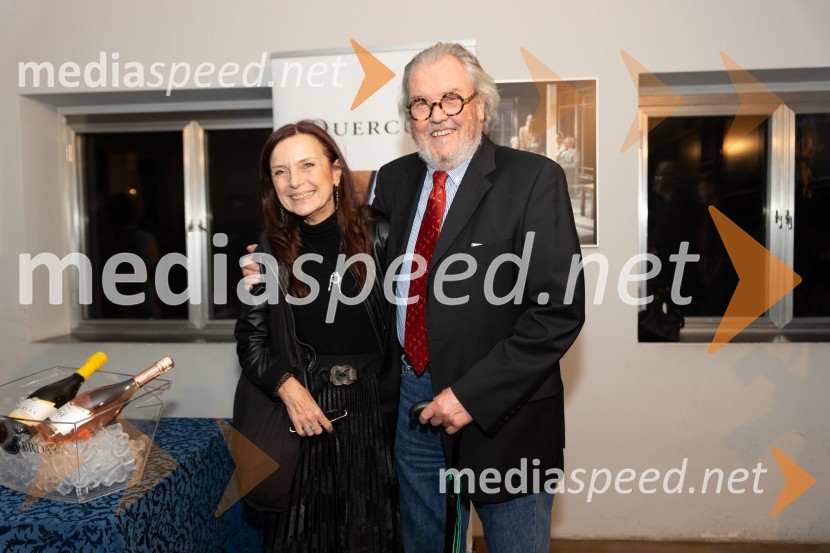  Darja Hlavka Godina, glasbena oblikovalka;  Ranko Novak, oblikovalecTango premierno v Mali Drami