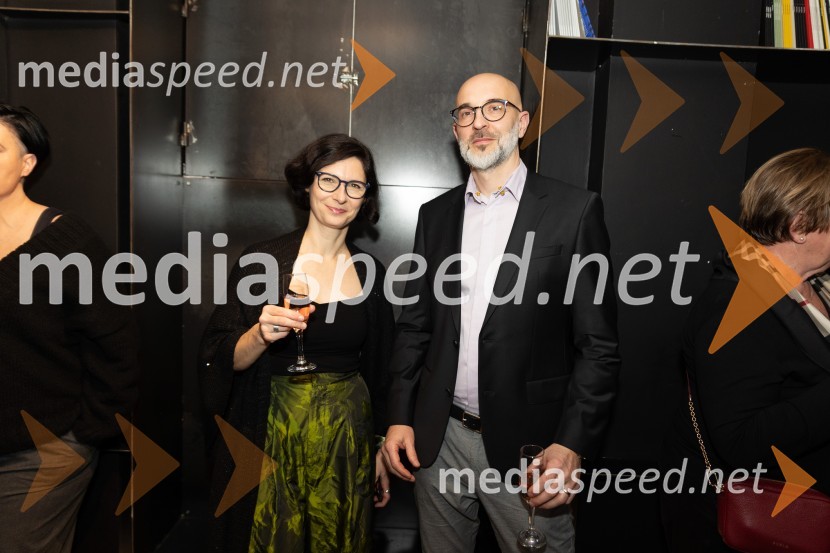  Špela  Zorn, vodja programa v SNG Drama;  Zoran TropTango premierno v Mali Drami