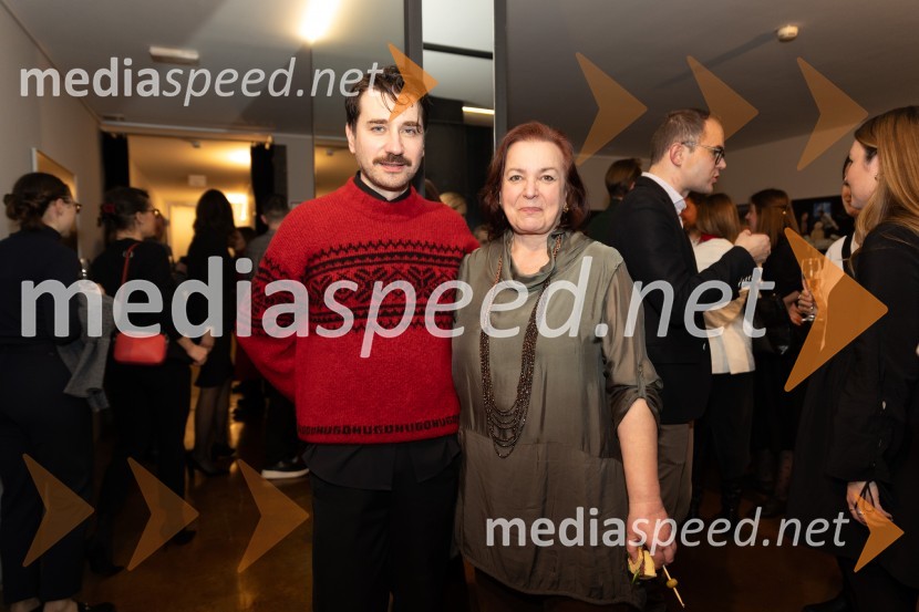  Saša Tabaković, igralec, nekdanji poslanec SMC;  ... Tango premierno v Mali Drami