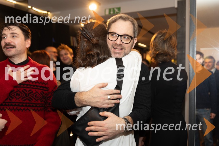  Gaja Filač, igralka;  Jurij  Zrnec, igralecTango premierno v Mali Drami