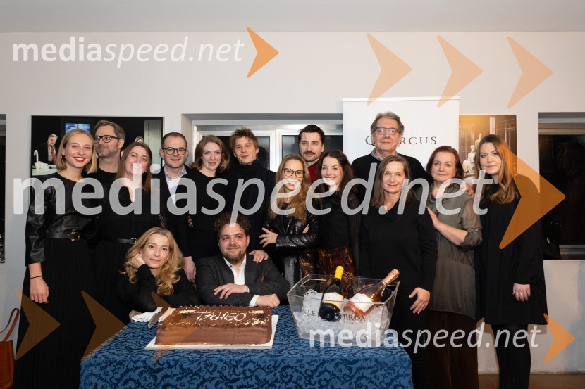  Lara Ekar Grlj, koreografinja;  Jurij  Zrnec, igralec;  Ana Janc, kostumografinja;  Maša Derganc, igralka;  Rok Andres, dramaturg, selektor Teden slovenske drame;  Eva Jesenovec, igralka;  Luka Marcen, režiser;  Timon Šturbej, igralec;  Saša  Mihelčič, igralka;  Saša Tabaković, igralec, nekdanji poslanec SMC;  Sara Slivnik, scenografinja;  Mitja Vrhovnik Smrekar, skladatelj, član skupine Bossa de Novo;  Julija Gongina, oblikovalka maske;  Tatjana Stanič, lektorica;  Luna PentekTango premierno v Mali Drami