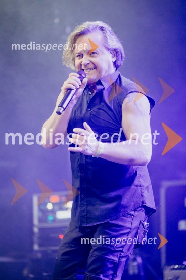  Matjaž Jelen, pevec, skupina Šank RockŠank Rock in Joker Out na Kongresnem trgu