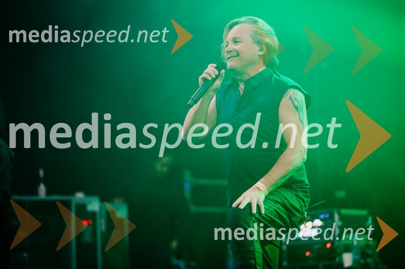  Matjaž Jelen, pevec, skupina Šank RockŠank Rock in Joker Out na Kongresnem trgu