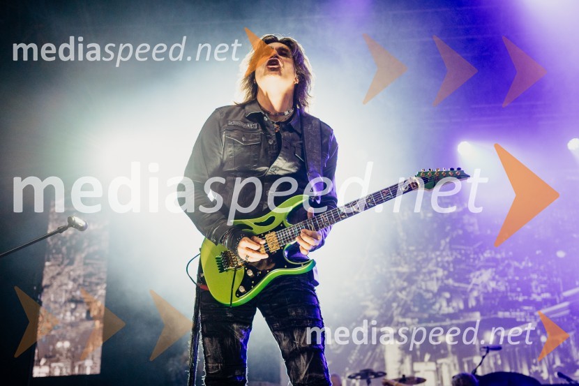  Bor Zuljan, kitarist, Šank rockŠank Rock in Joker Out na Kongresnem trgu