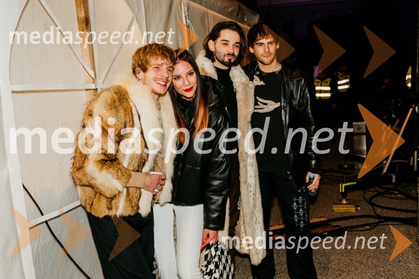  Jure Maček,  Joker Out;  ... ;  Jan  Peteh, Joker Out;  Nace  Jordan, Joker OutŠank Rock in Joker Out na Kongresnem trgu