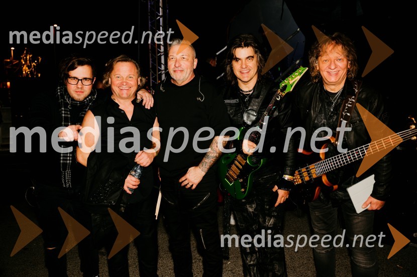  ... ;  Matjaž Jelen, pevec, skupina Šank Rock;  Aleš Uranjek, glasbeni menedžer, bobnar ŠankRock;  Bor Zuljan, kitarist, Šank rock;  Cveto Polak, basist, skupina Šank RockŠank Rock in Joker Out na Kongresnem trgu