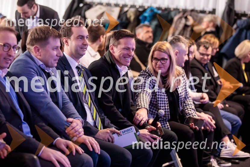  Rok Capl, v.d. direktor, Spirit Slovenia;  ... ;  ... Letno srečanje prevzemnikov in naslednikov podjetij »Dobri temelji za globalno prihodnost«