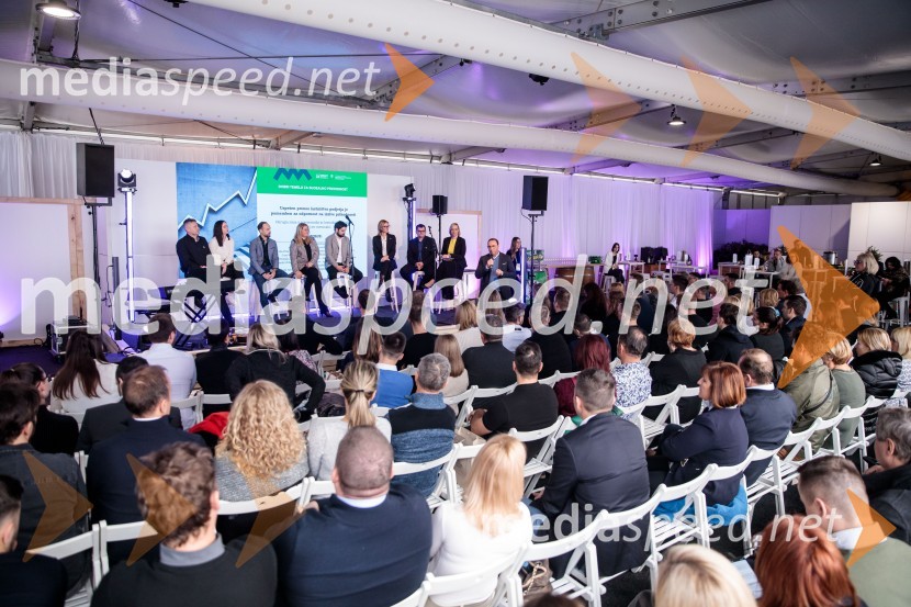 Letno srečanje prevzemnikov in naslednikov podjetij »Dobri temelji za globalno prihodnost«