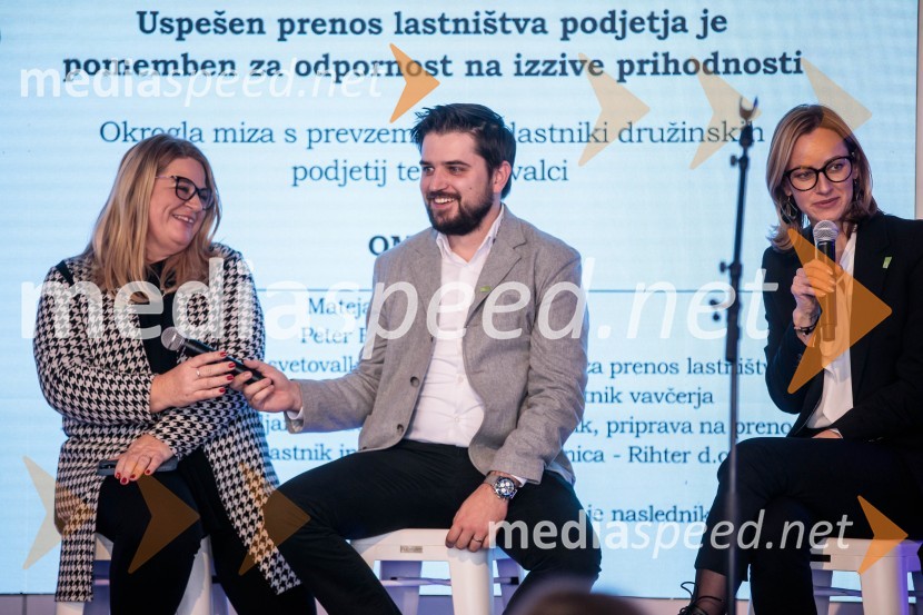  Leonida  Polajnar, direktorica, Območna obrtno-podjetniška zbornica Maribor;  Marko Gorjak, predsednik, Območna obrtno-podjetniška zbornica Maribor;  Mateja  Ahej, partnerka in direktorica, Targo finance d.o.o. Letno srečanje prevzemnikov in naslednikov podjetij »Dobri temelji za globalno prihodnost«
