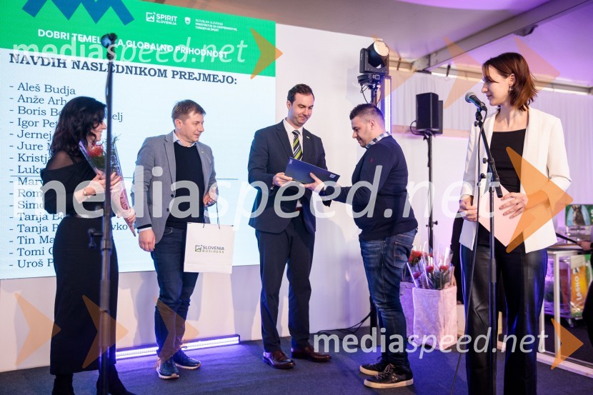  ... ;  ... ;  Rok Capl, v.d. direktor, Spirit Slovenia;  ... ;  ... Letno srečanje prevzemnikov in naslednikov podjetij »Dobri temelji za globalno prihodnost«