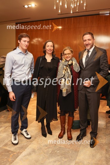  ... ; dr. Eva Boštjančič, vodja katedrov za psihologijo dela in organizacije, Filozofska fakulteta v Ljubljani;  ... ;  Klemen Boštjančič, minister za financePohorski bataljon, premiera predstave v MGL