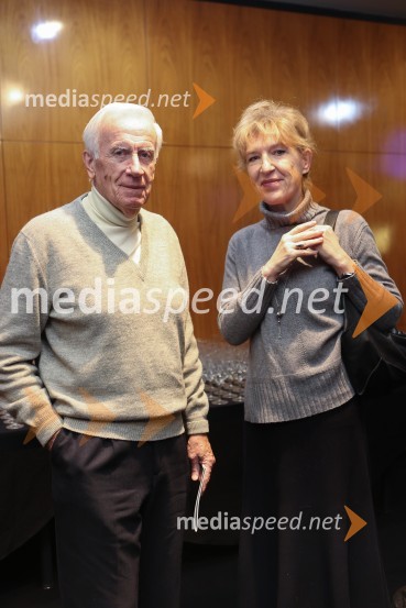  ... ;  Vesna Jurca Tadel, ravnateljice SNG Drama LjubljanaPohorski bataljon, premiera predstave v MGL