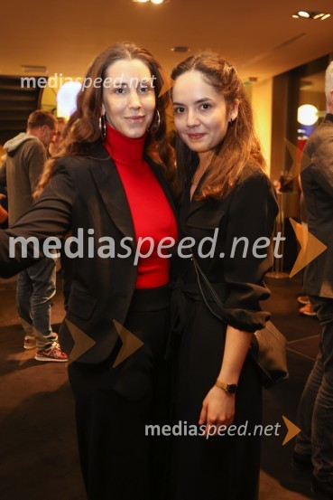  Nina Rakovec, igralka, pevka;  Lara Wolf Završnik, igralkaPohorski bataljon, premiera predstave v MGL