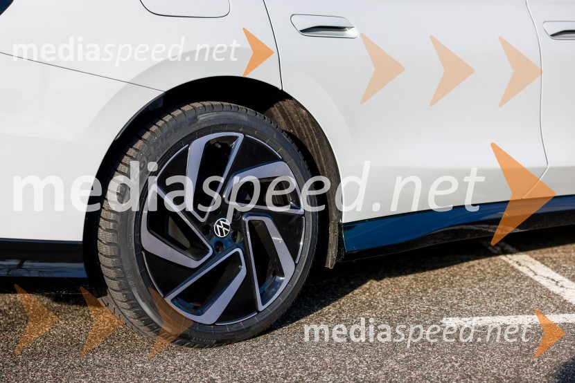 ID.7, Volkswagnov najbolj eleganten in pameten električni avto