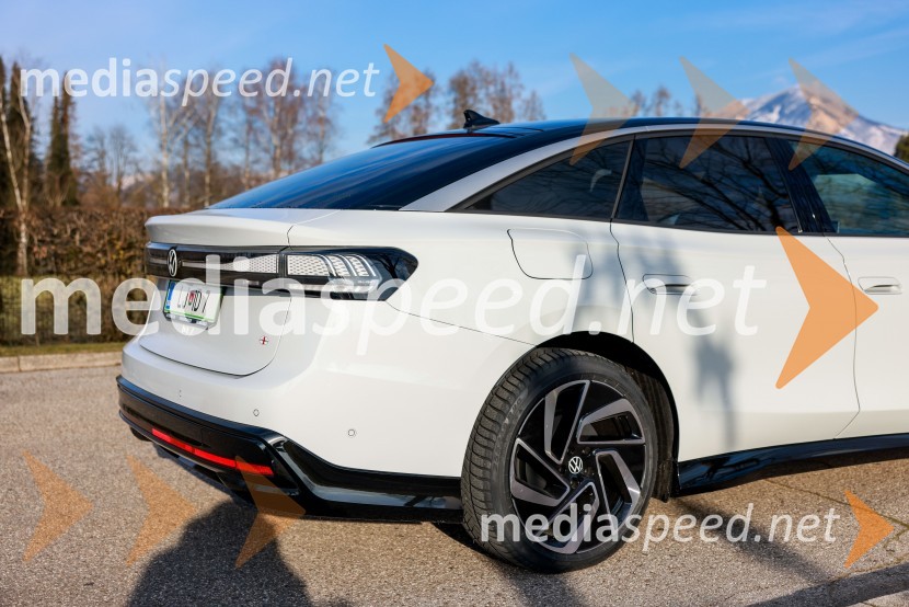 ID.7, Volkswagnov najbolj eleganten in pameten električni avto