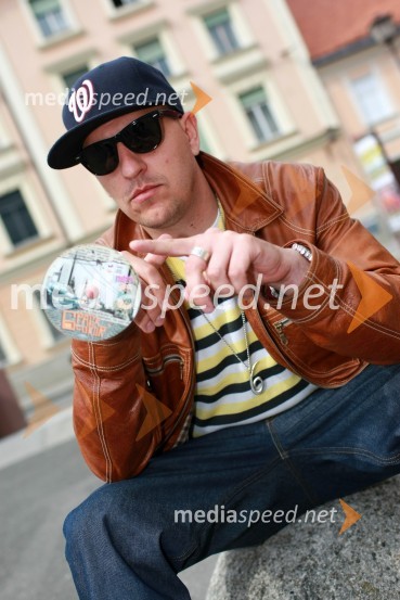 6 Pack Čukur, raper6 Pack Čukur, raper