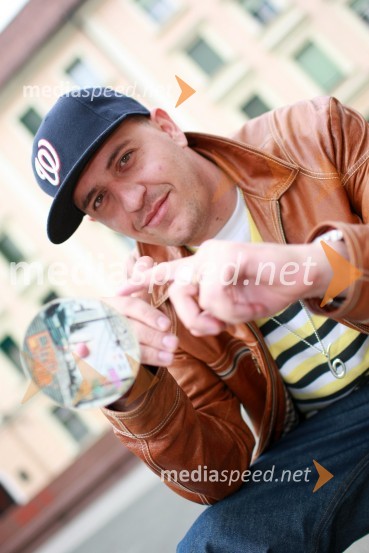 6 Pack Čukur, raper6 Pack Čukur, raper