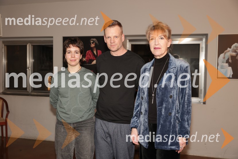  ... ;  Luka Nabergoj, pomočnik ravnateljice SNG Drama Ljubljana;  Vesna Jurca Tadel, ravnateljice SNG Drama LjubljanaAlica: nekaj solilogov o neznosnosti časa, premiera v SNG Drama Ljubljana