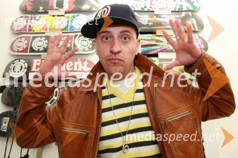 6 Pack Čukur, raper6 Pack Čukur, raper