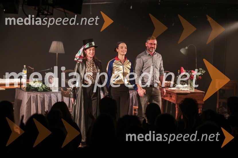  Nina Ivanišin Janežič, igralka;  Tina Vrbnjak, igralka;  ... Alica: nekaj solilogov o neznosnosti časa, premiera v SNG Drama Ljubljana