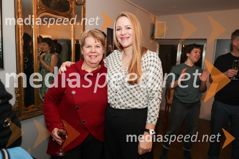  Irena  Butoln, germanistka;  Barbara Svetek, vodja službe za marketing SNG Drama LjubljanaAlica: nekaj solilogov o neznosnosti časa, premiera v SNG Drama Ljubljana