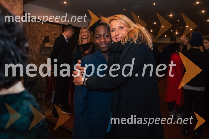  Ruben Gombač;  Tatjana Doma, dramaturginja SLG CeljeHarun in morje zgodb, premiera, Prešernovo gledališče Kranj