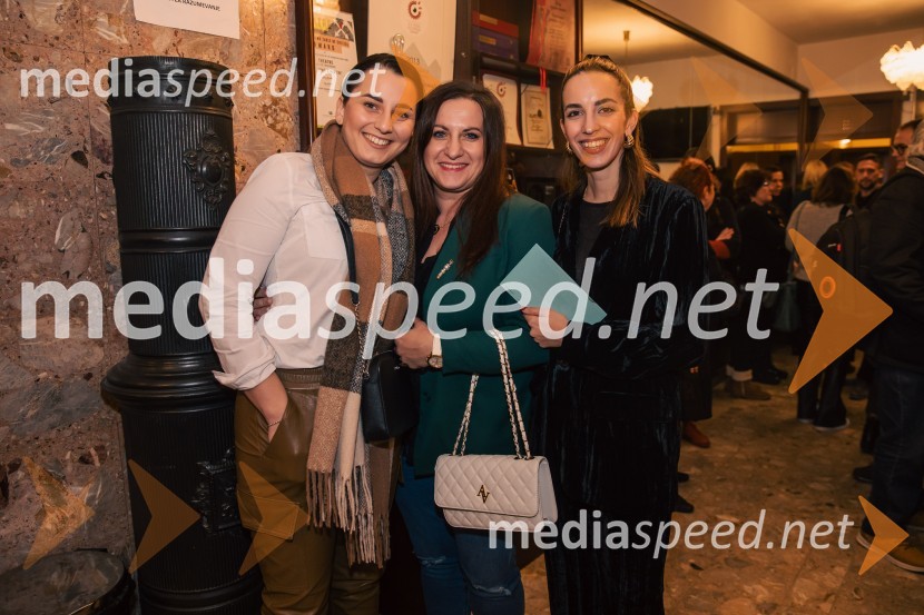  ... ;  ... ;  Saša Dragaš, asistentka kostumografinjeHarun in morje zgodb, premiera, Prešernovo gledališče Kranj