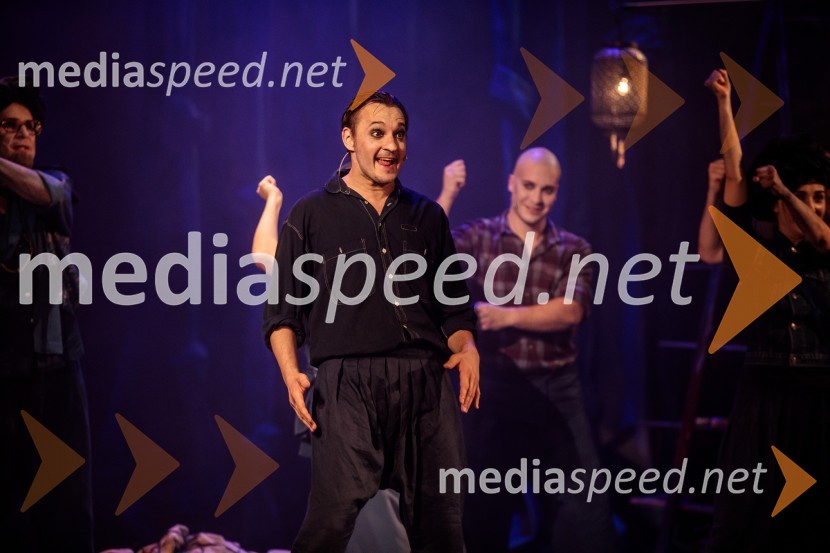  Blaž Setnikar, igralecHarun in morje zgodb, premiera, Prešernovo gledališče Kranj