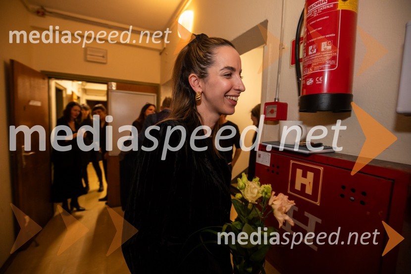  Saša Dragaš, asistentka kostumografinjeHarun in morje zgodb, premiera, Prešernovo gledališče Kranj