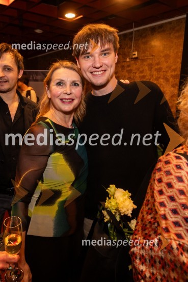  Darja Reichman, igralka;  Juš OsojnikHarun in morje zgodb, premiera, Prešernovo gledališče Kranj