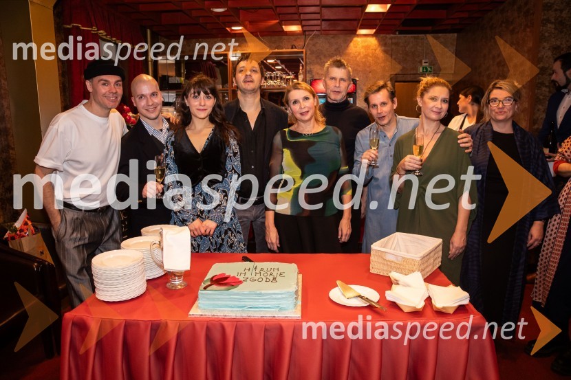  Željko Božič , koreograf, igralec;  Dominik Vodopivec, igralec;  Živa Selan, igralka;  Blaž Setnikar, igralec;  Darja Reichman, igralka;  Borut  Veselko, igralec;  Aljoša Ternovšek, igralec;  Vesna Pernarčič, igralka;  Ivana Djilas, režiserkaHarun in morje zgodb, premiera, Prešernovo gledališče Kranj