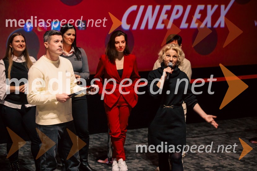 Klemen Bučan, radijski voditelj, stand-up komik, DJ;  Špela Kravogel, režiserka in dramaturginjaMiraculous Pikapolona & Črni maček: Film, premiera v Cineplexx Ljubljana