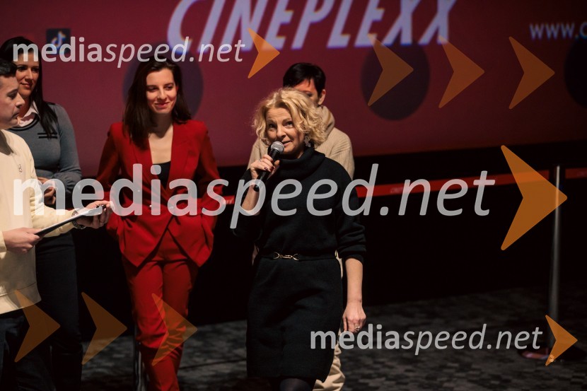  Špela Kravogel, režiserka in dramaturginjaMiraculous Pikapolona & Črni maček: Film, premiera v Cineplexx Ljubljana