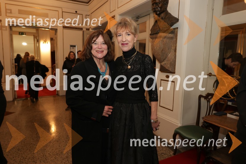  ... ;  Vesna Jurca Tadel, ravnateljice SNG Drama LjubljanaSkopuh, premiera v SNG Drama Ljubljana