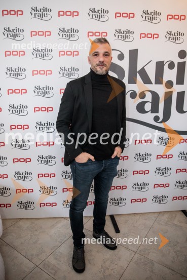  Primož Vrhovec, igralecPrihaja nova slovenska serija SKRITO V RAJU