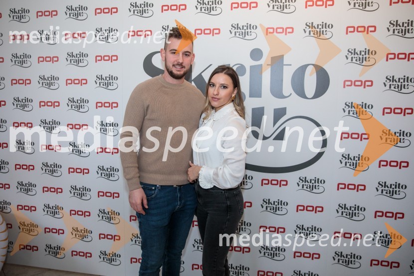  Domen Kljun, pevec;  Nina KljunPrihaja nova slovenska serija SKRITO V RAJU