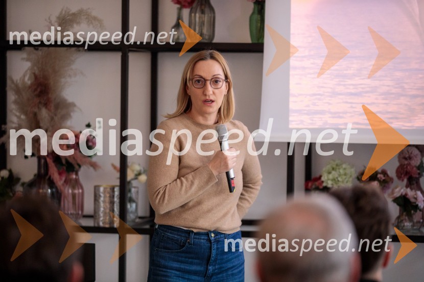  Stella Litou, CEO CME AdriaPrihaja nova slovenska serija SKRITO V RAJU