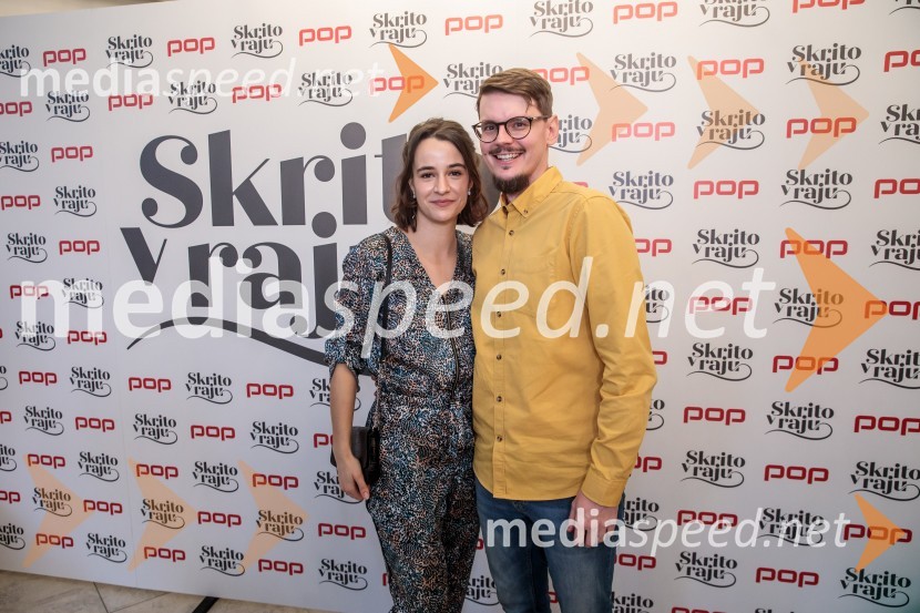  Gaja Filač, igralka;  Nikolaj Vodošek, režiserPrihaja nova slovenska serija SKRITO V RAJU