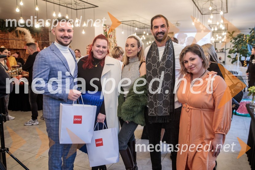  Blaž Vižintin,  digitalni ustvarjalec;  Nataša Mernik - Anakrejevska, modna blogerka;  Katarina Benček, social media influencerka, avtorica knjige;  Marko  Pavlović, podjetnik;  ... Prihaja nova slovenska serija SKRITO V RAJU