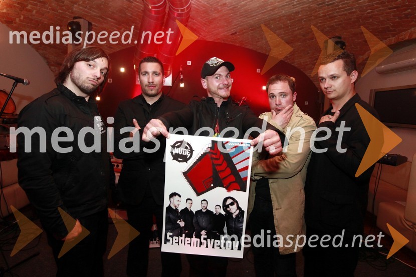 Teodor Armanović-Toš, Boštjan Dermol, Marko Furek, Gaber Marolt in Damijan Cigler, člani skupine NudePredstavitev albuma Sedem svetov skupine Nude