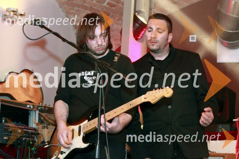 Teodor Armanović-Toš in Boštjan Dermol, člana skupine NudePredstavitev albuma Sedem svetov skupine Nude