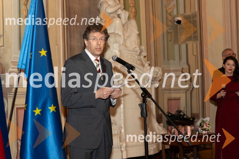 mag. Stane Okoliš, direktor Slovenskega šolskega muzejaSrebrne igre 1984, 40. obletnica olimpijskih iger v Sarajevu