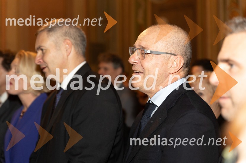  Jure  Franko, nekdanji smučar, producent predstave Mamma Mia!Srebrne igre 1984, 40. obletnica olimpijskih iger v Sarajevu