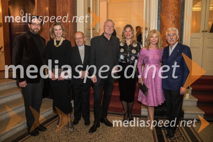  Marko  Hribernik, dirigent, umetniški direktor opere; dr. Tinkara Srnovršnik, ginekologinja;  Ivan Pal, nekdanji poslovni vodja programa ljubljanske Opere;  Staš Ravter, direktor SNG Opera in balet Ljubljana;  Barbara Čepirlo Čičigoj, odnosi z javnostjo Opera in Balet Ljubljana;  Darja Kuhar Kotnik, soustanoviteljica in podpredsednica Društva za zdravje naroda;  Rajko Kotnik, poslovni direktor Cankarjevega doma, dosedanji predsednik Lions kluba Ljubljana RožnikWerther, premiera opere v SNG Opera in balet Ljubljana